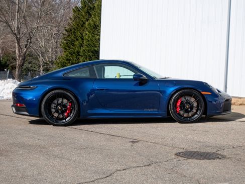 New 2026 Porsche 911 Carrera GTS image 8
