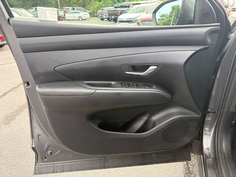 Certified 2025 Hyundai Tucson SEL AWD/4WD image 10
