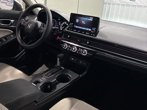 Used 2022 Honda Civic LX image 30