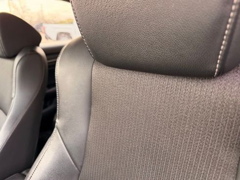 Used 2018 Honda Accord Sport image 12