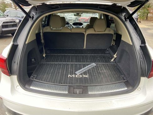 Used 2020 Acura MDX FWD image 9