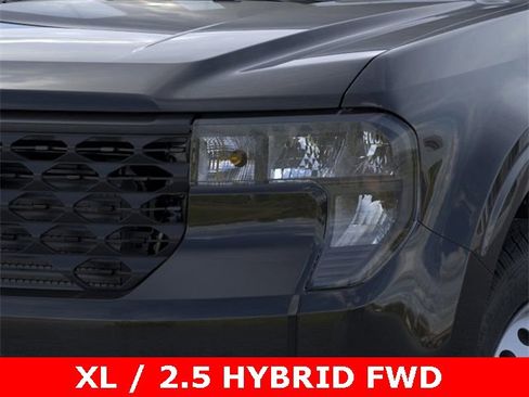 New 2025 Ford Maverick XL image 47