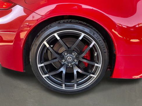 Used 2016 Nissan 370Z NISMO RWD image 15