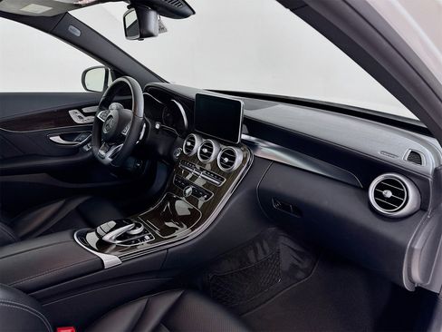 Used 2015 Mercedes-Benz C 400 4MATIC image 32