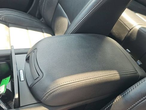 Used 2017 Ford Taurus SEL w/ Equipment Group 201A FWD image 30