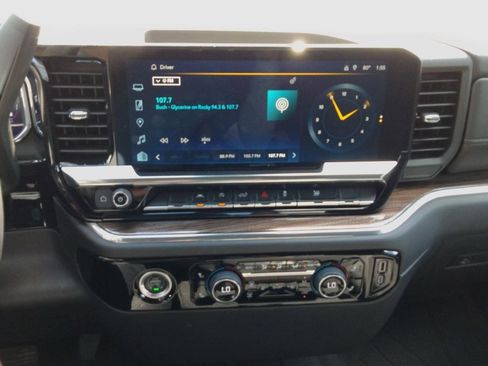 Used 2023 Chevrolet Silverado 1500 LT image 20