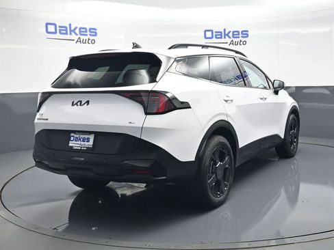 Certified 2026 Kia Sportage X-Line w/ X-Line Premium Package AWD/4WD image 8