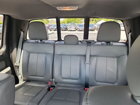 Used 2014 Ford F150 XLT w/ Equipment Group 302A Luxury RWD image 19