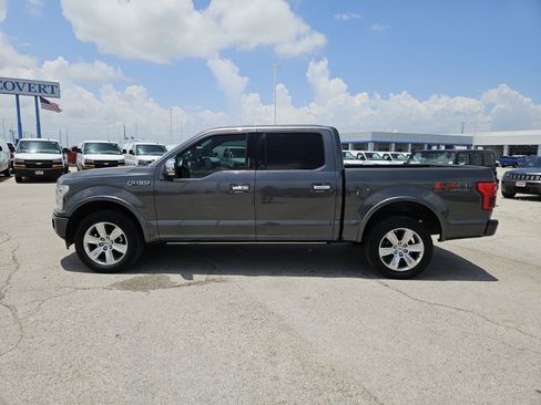 Used 2018 Ford F150 Platinum w/ Equipment Group 701A Luxury AWD/4WD image 4