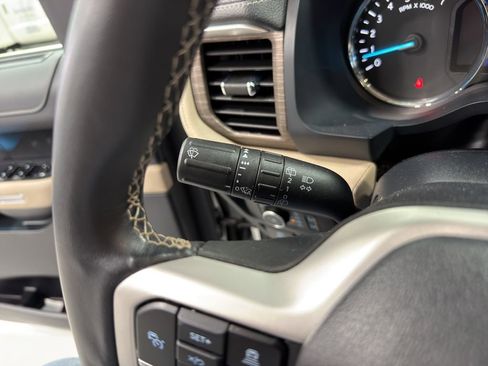 Used 2024 Ford Expedition Max Limited image 28