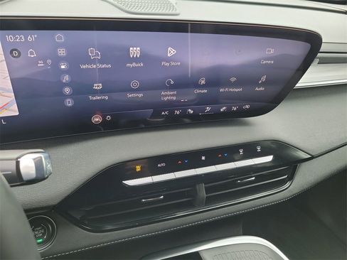 Used 2026 Buick Enclave Preferred image 13