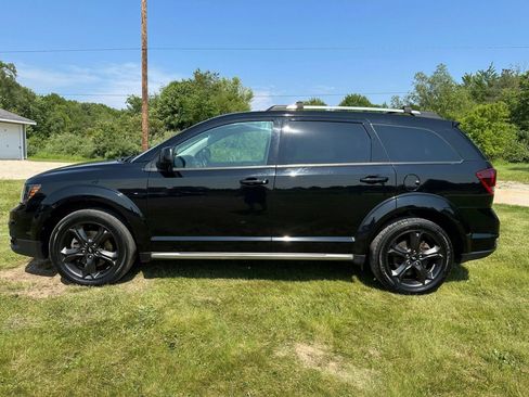 Used 2019 Dodge Journey Crossroad w/ Nav & Sun Group image 11