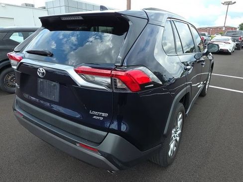 Used 2019 Toyota RAV4 Limited w/ Cold Weather Package AWD/4WD image 5