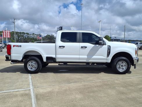 Used 2024 Ford F250 XL w/ FX4 Off-Road Package image 7