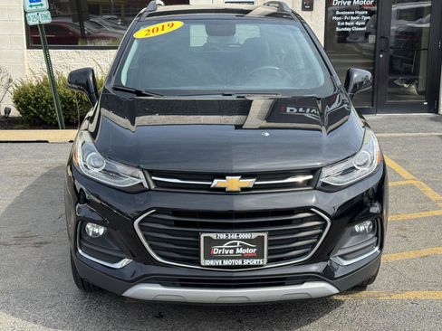 Used 2019 Chevrolet Trax LT w/ LT Convenience Package image 15