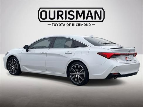 Certified 2019 Toyota Avalon Touring w/ Advanced Safety Package FWD image 23