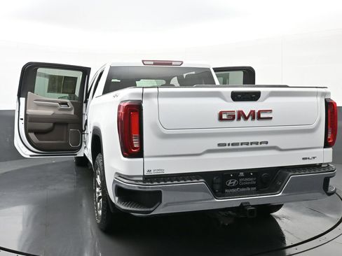 Used 2023 GMC Sierra 1500 SLT image 54