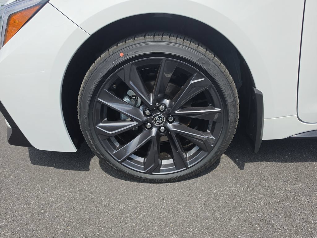 Used 2026 Toyota Corolla SE FWD image 13