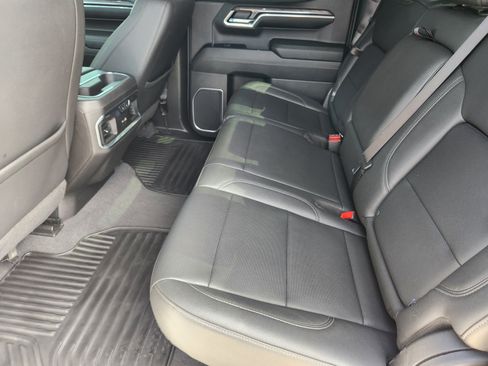 Used 2024 Chevrolet Silverado 1500 LTZ w/ Technology Package RWD image 12