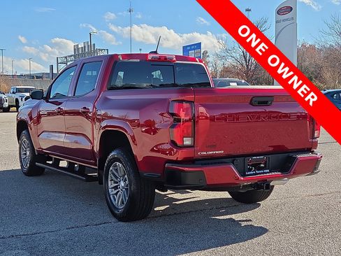 Used 2025 Chevrolet Colorado LT w/ LT Convenience Package image 4