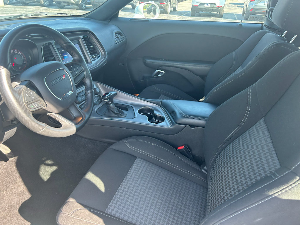 Used 2023 Dodge Challenger SXT w/ Blacktop Package AWD/4WD image 9