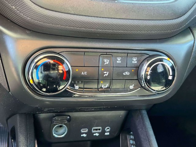 Used 2022 Chevrolet TrailBlazer LT w/ Driver Confidence Package AWD/4WD image 28