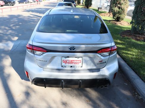 Used 2023 Toyota Corolla SE image 10
