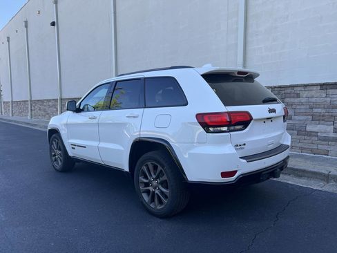 Used 2016 Jeep Grand Cherokee Limited 75th Anniversary image 8