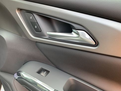 New 2026 Chevrolet Traverse LT w/ Driver Confidence Package image 24