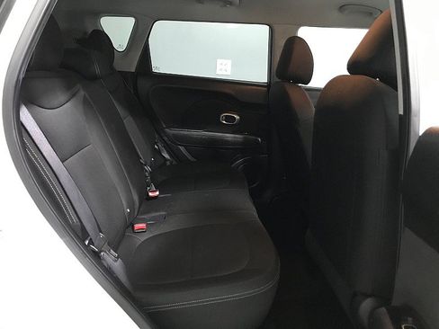 Used 2017 Kia Soul FWD image 17