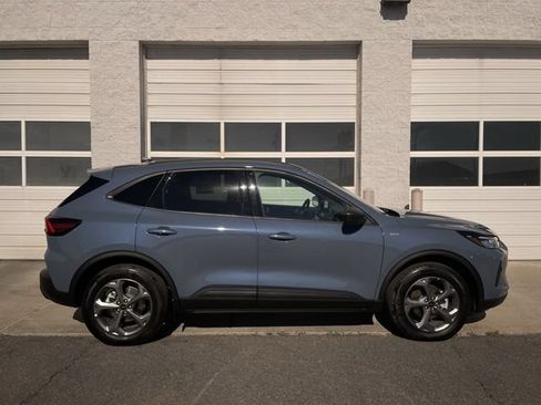 Used 2026 Ford Escape ST-Line AWD/4WD image 1