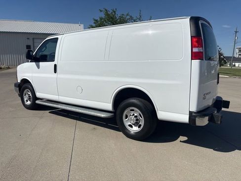 Used 2024 Chevrolet Express 2500 w/ Driver Convenience Package RWD image 22