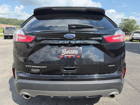 Used 2022 Ford Edge Titanium w/ Equipment Group 301A AWD/4WD image 6