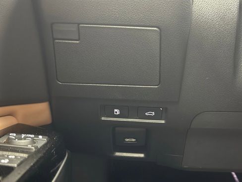 Used 2024 Lexus ES 350 w/ Premium Package FWD image 21