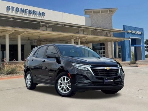 Used 2024 Chevrolet Equinox LS w/ LS Convenience Package FWD image 1