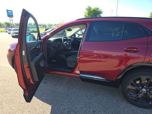 Used 2023 Buick Envision Preferred FWD image 6