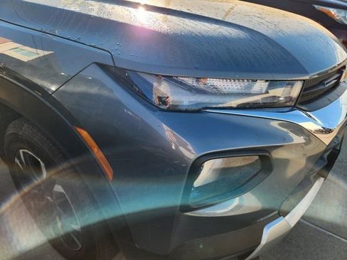 Used 2021 Chevrolet TrailBlazer LT w/ Convenience Package image 6