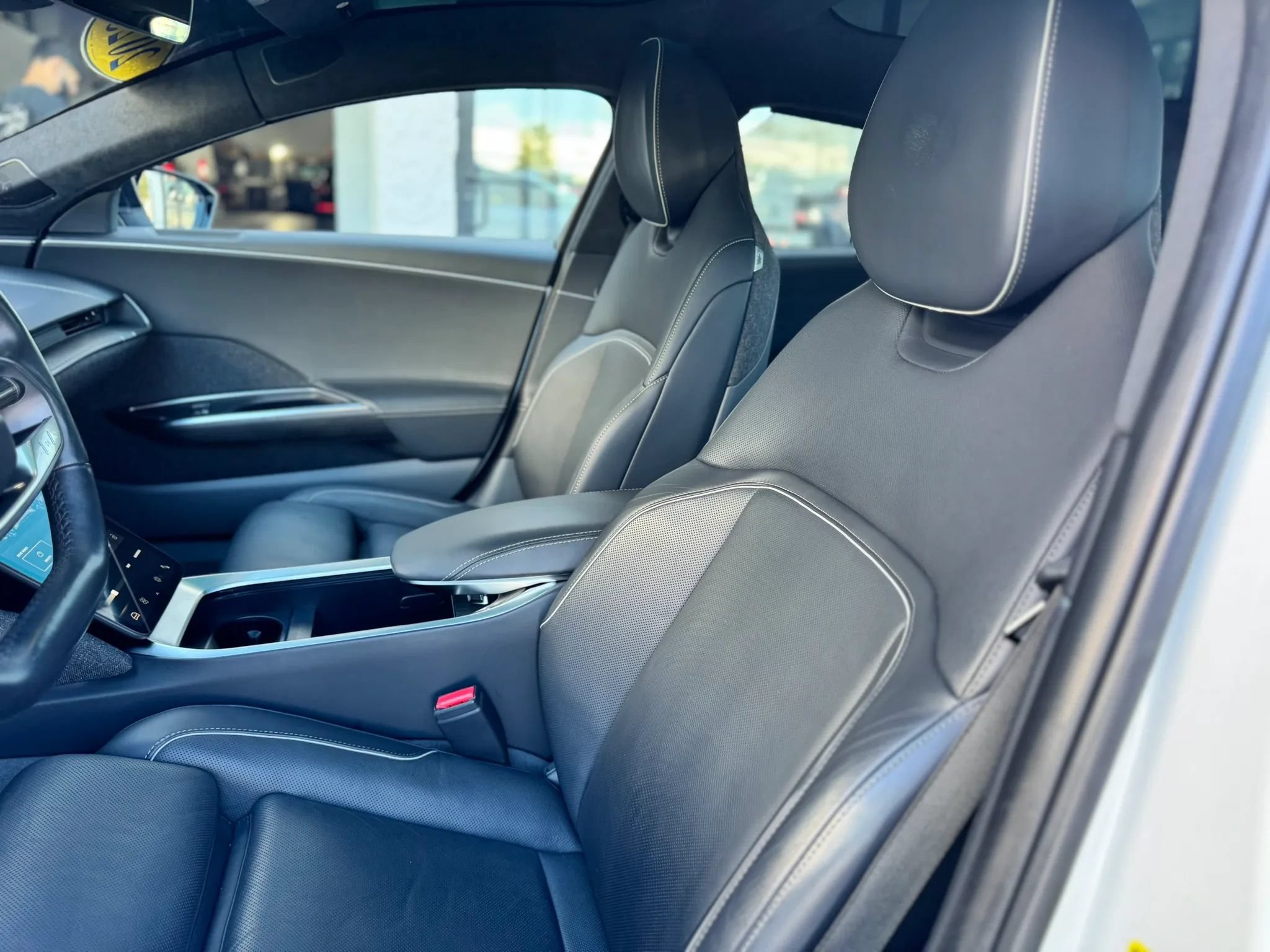 Used 2023 Lucid Air Touring AWD/4WD image 10