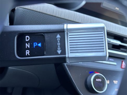 Used 2025 Hyundai Sonata SEL image 30