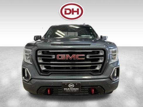 Used 2020 GMC Sierra 1500 AT4 w/ Technology Package AWD/4WD image 8