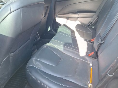 Used 2019 Ford Fusion Titanium image 16