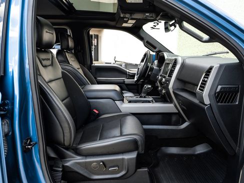 Used 2019 Ford F150 Raptor w/ Equipment Group 802A Luxury AWD/4WD image 32