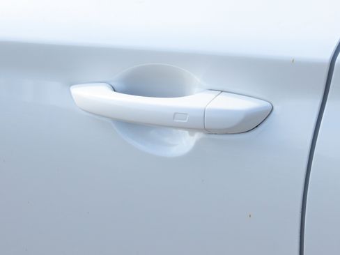 Used 2023 Genesis G70 2.0T w/ Sport Prestige Package image 21