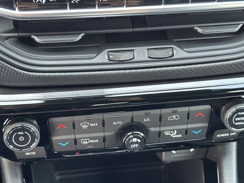 New 2026 Jeep Compass Limited image 26