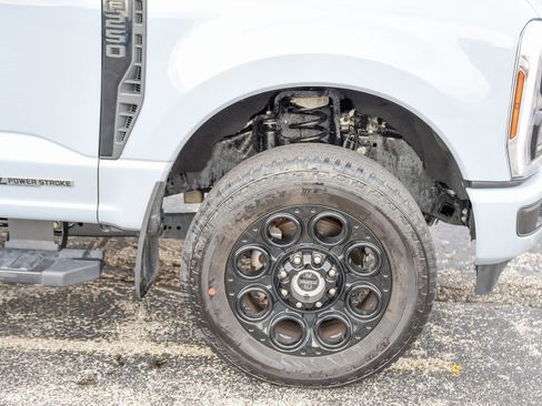 Used 2024 Ford F250 Lariat w/ Lariat Ultimate Package image 13