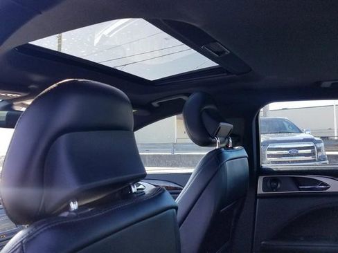 Used 2019 Lincoln MKZ Reserve image 17