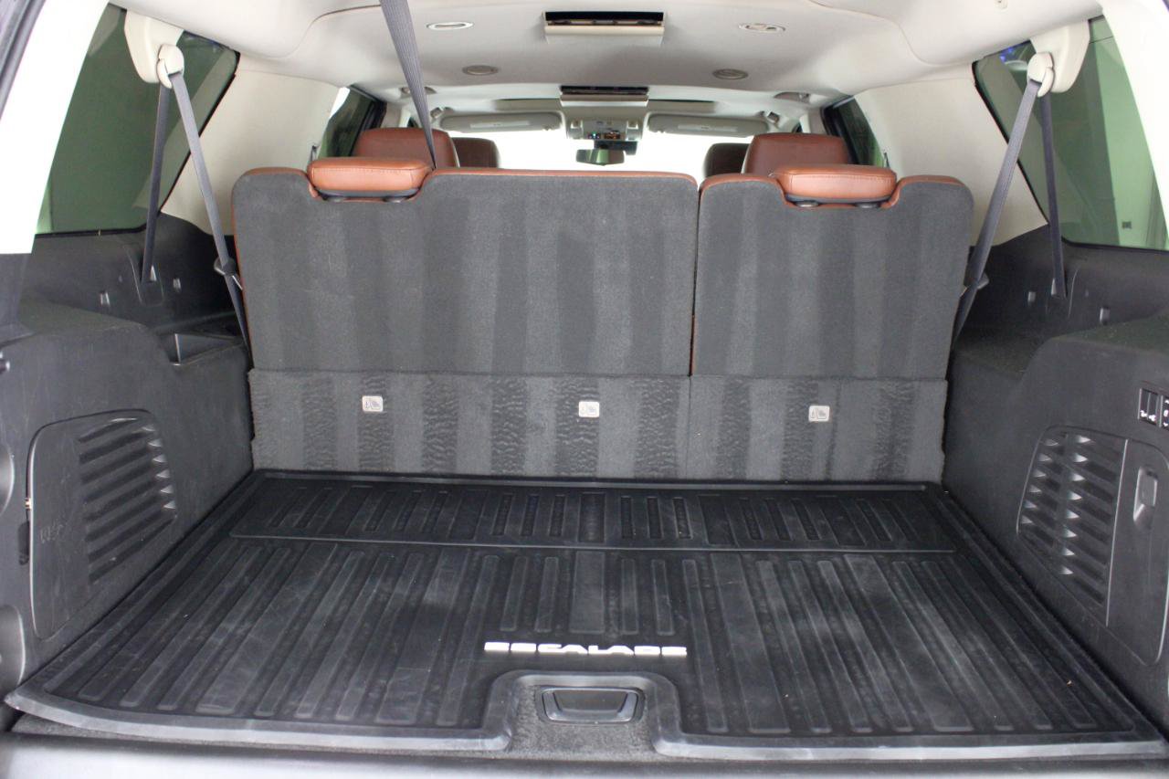 Used 2019 Cadillac Escalade ESV Luxury RWD image 72
