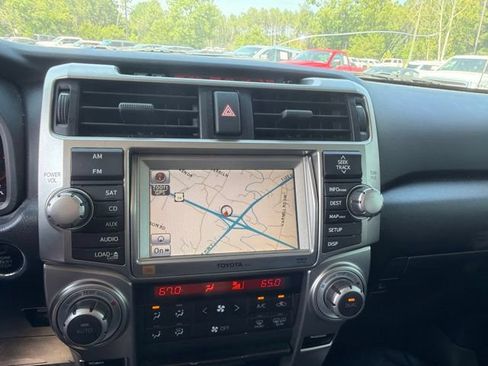 Used 2011 Toyota 4Runner Limited AWD/4WD image 59