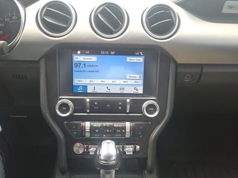 Used 2019 Ford Mustang Premium RWD image 31