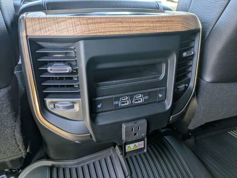 Used 2023 RAM 3500 Limited AWD/4WD image 14